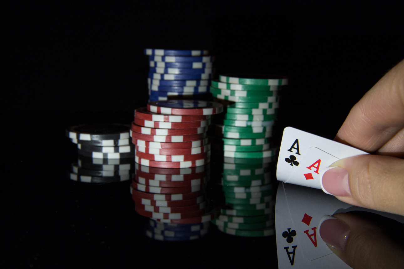 Classement des mains de départ au poker : Top 10